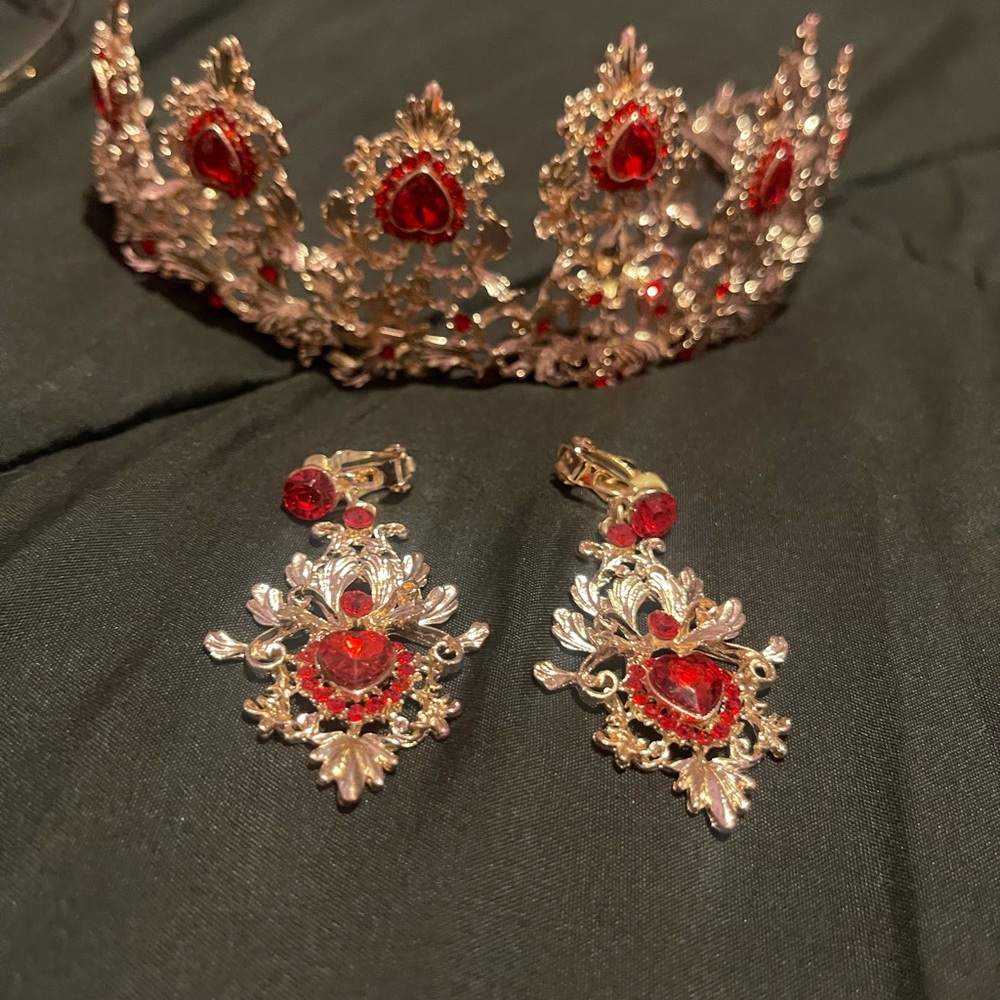Tiara set